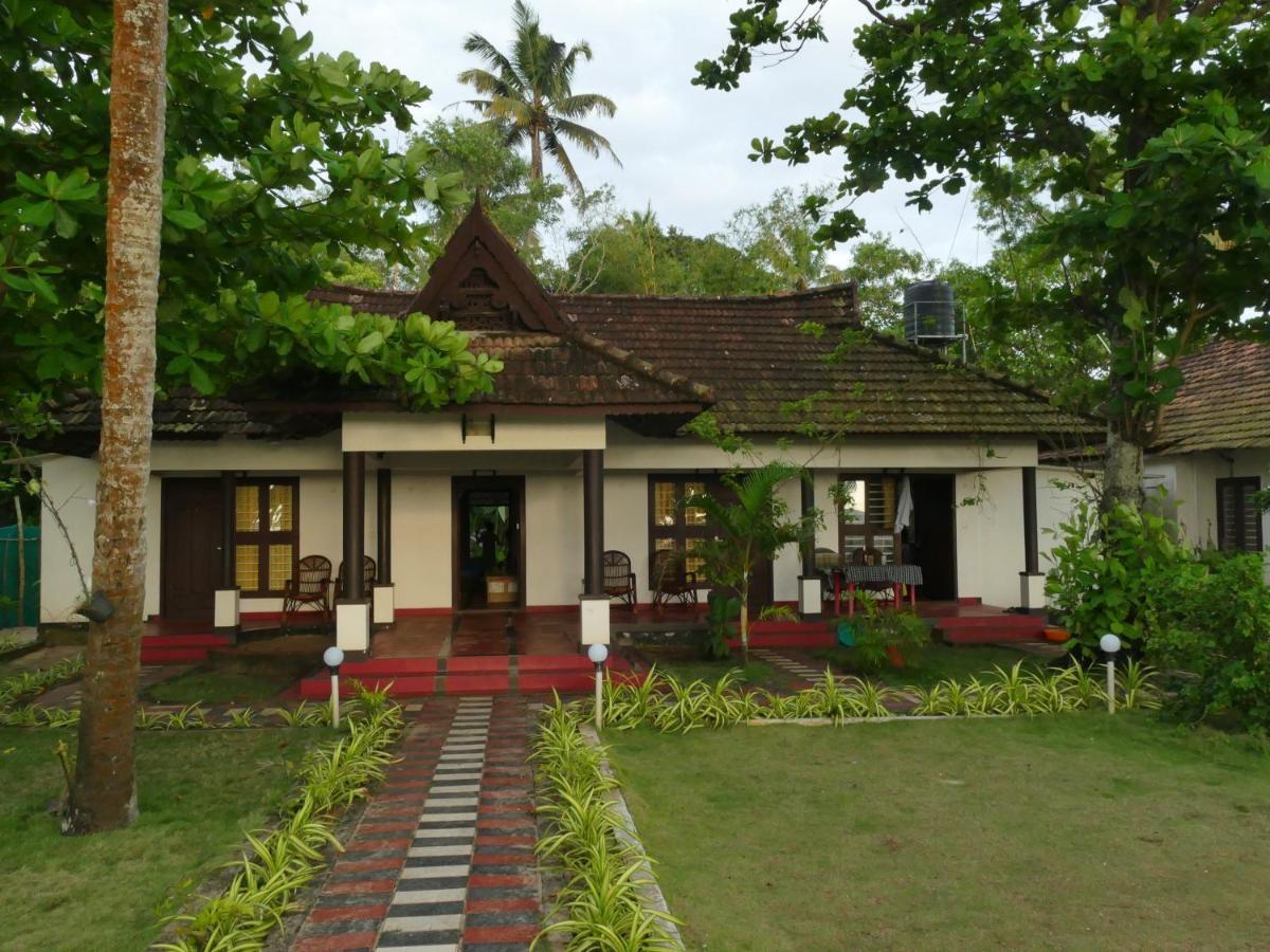 Marari Sealap Beach Villas Mararikulam Buitenkant foto