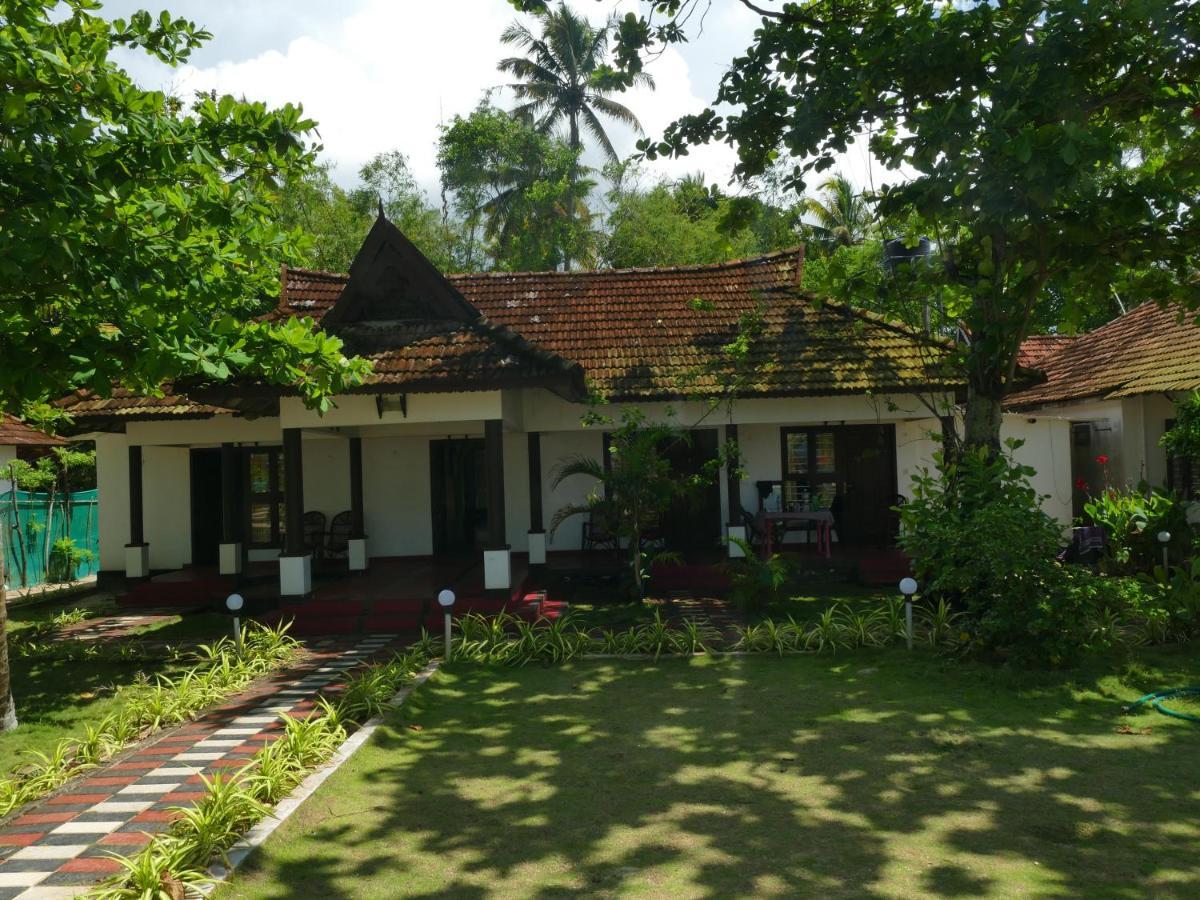 Marari Sealap Beach Villas Mararikulam Buitenkant foto