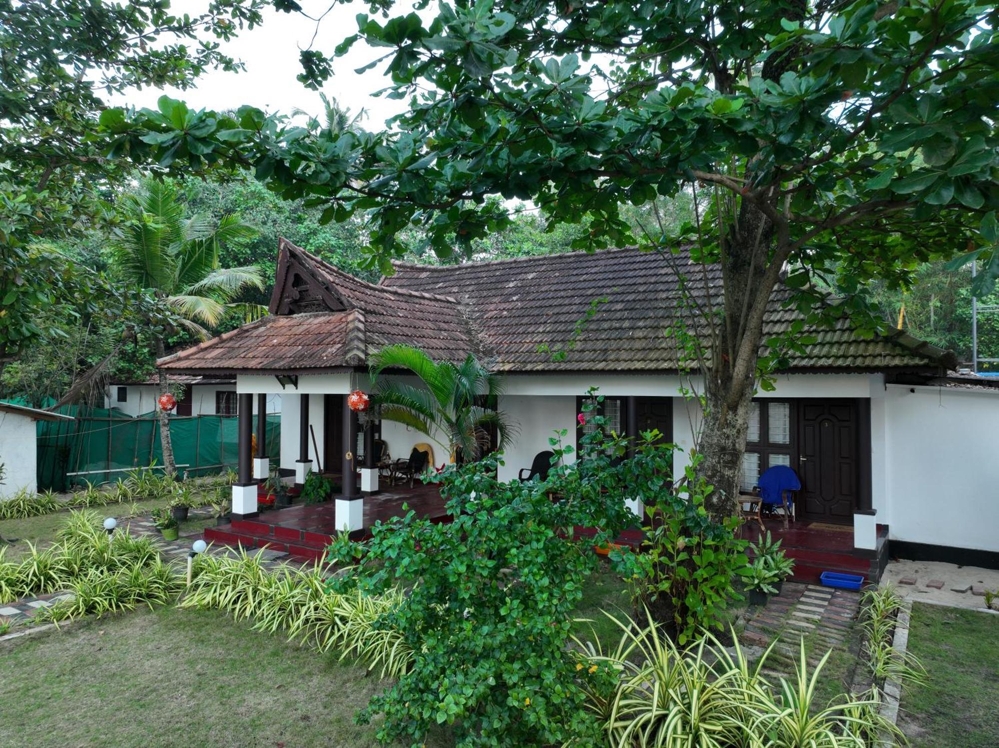 Marari Sealap Beach Villas Mararikulam Buitenkant foto