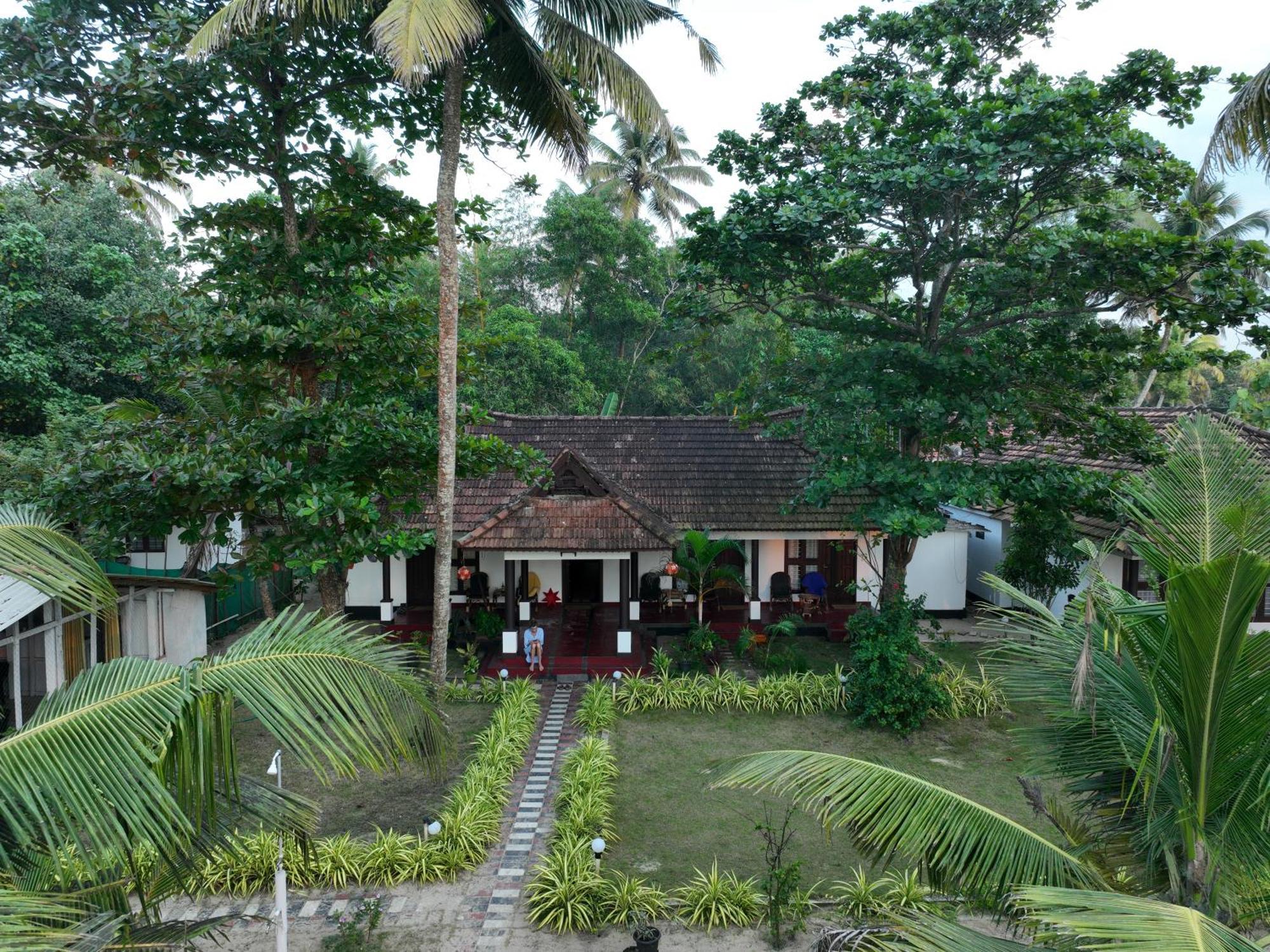 Marari Sealap Beach Villas Mararikulam Buitenkant foto